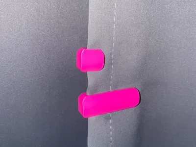 Overlapping slim Magnetic curtain clips