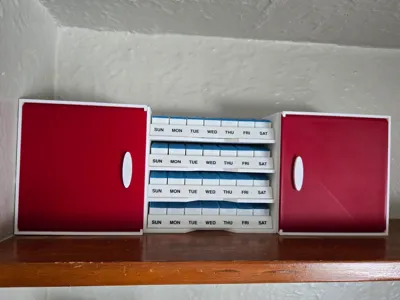Pill Box Holder