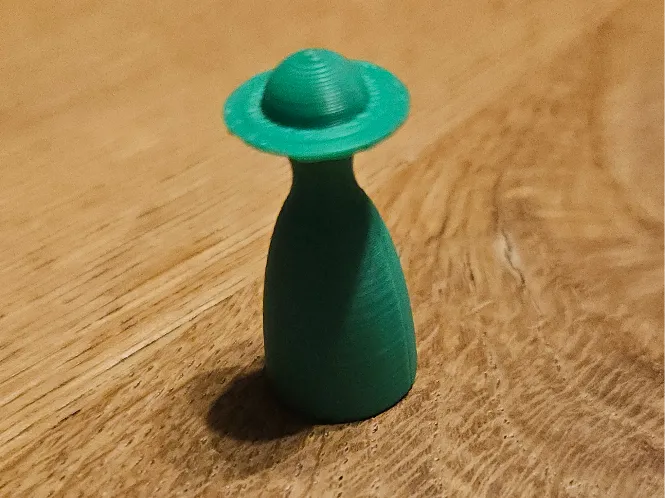 Spielfigur mit Hut  3cm