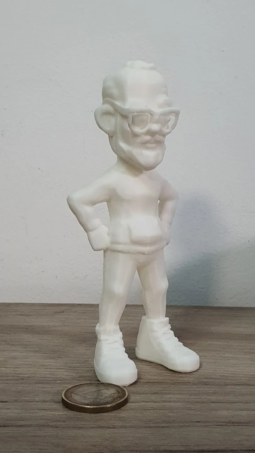 makering-progress-self-figurine-for-painting-by-makeringprogress