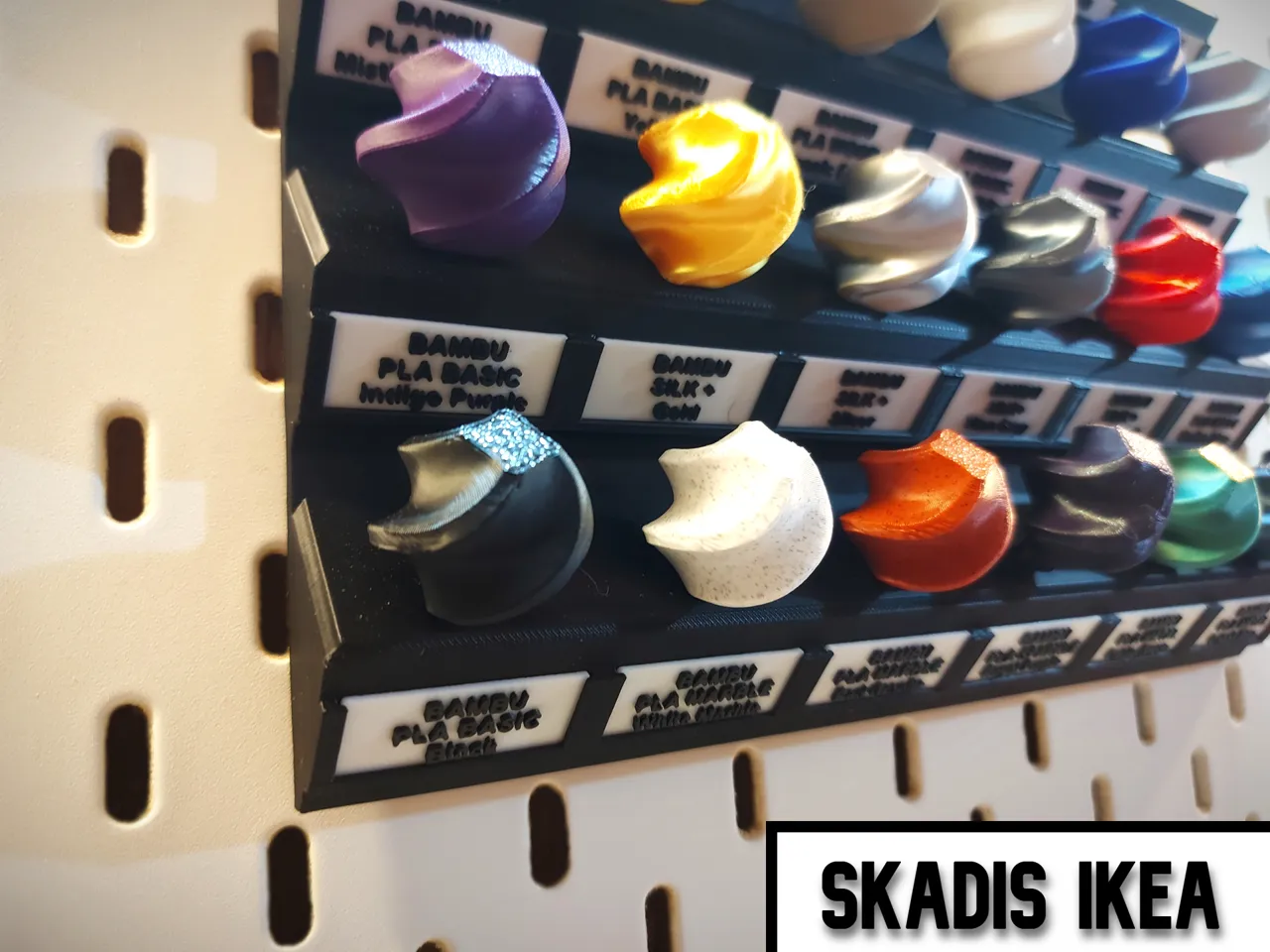 Bambu Style Filament Swatches Samples - Skadis view 4