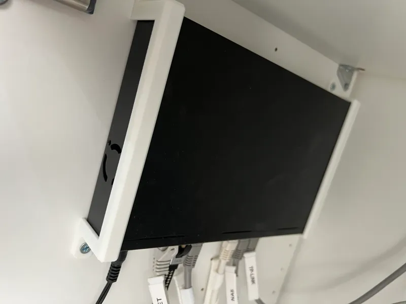 BrosTrend 2.5G 8 Port Switch Holder
