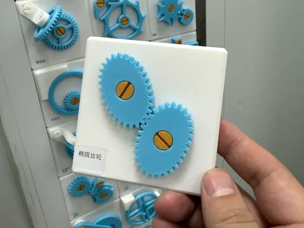 https://makerworld.bblmw.com/makerworld/model/USd55fddd8855f1d/design/2025-06-06_0ba240176e156.jpg