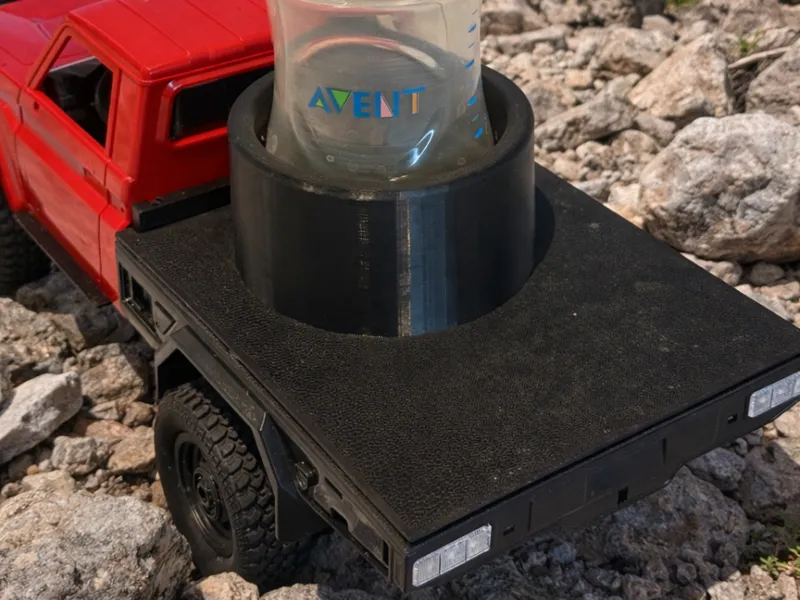 MN82 bottle holder