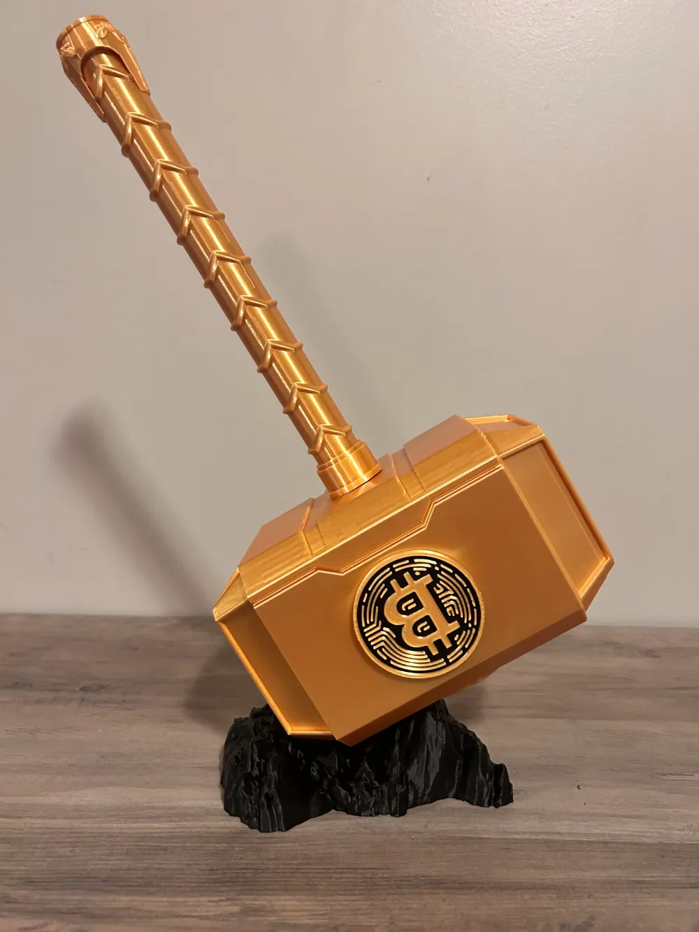 비트코인 묠니르를 위한 암호화폐 파괴자 로고 - 무료 3D 프린트 모델 - MakerWorld