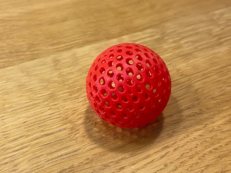 Luftloser Tischtennisball