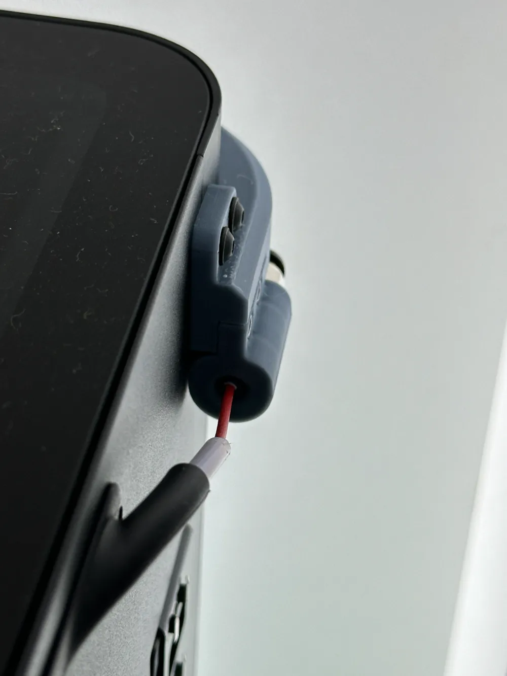 X1C/P1S/P1P Chassis Filament Guide by JS.3D MakerWorld