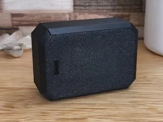 Caja para guardar memorias SD con tapa deslizable