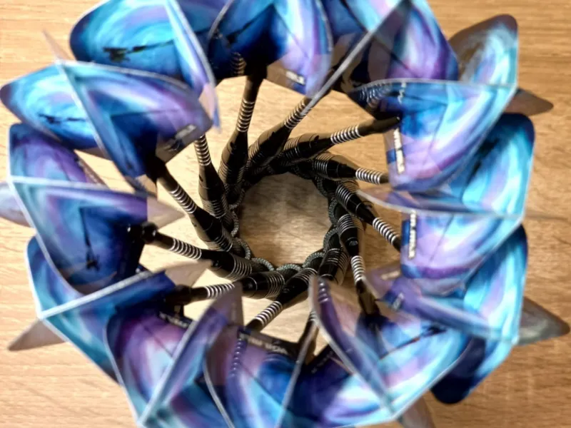 Dart display stand spiral