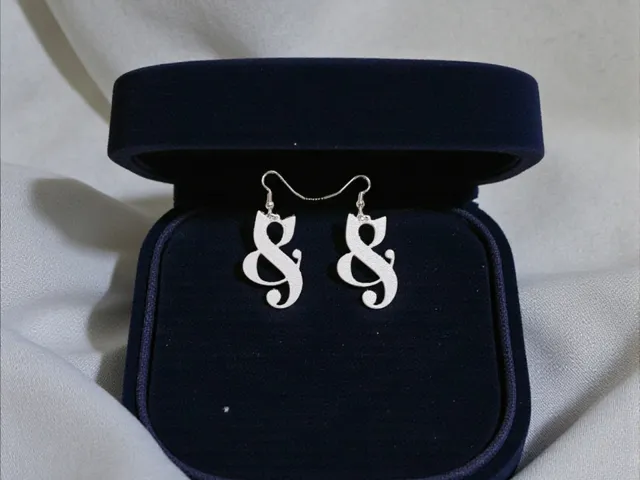 G for Italian cat earrings