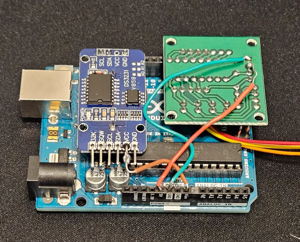 Triaxial Numechron Clock Box for Arduino UNO and RTC - Free 3D Print ...
