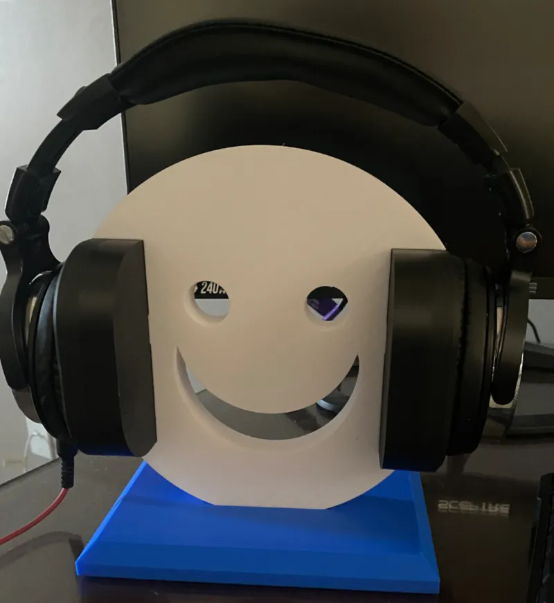 Smiley Headphone Holder