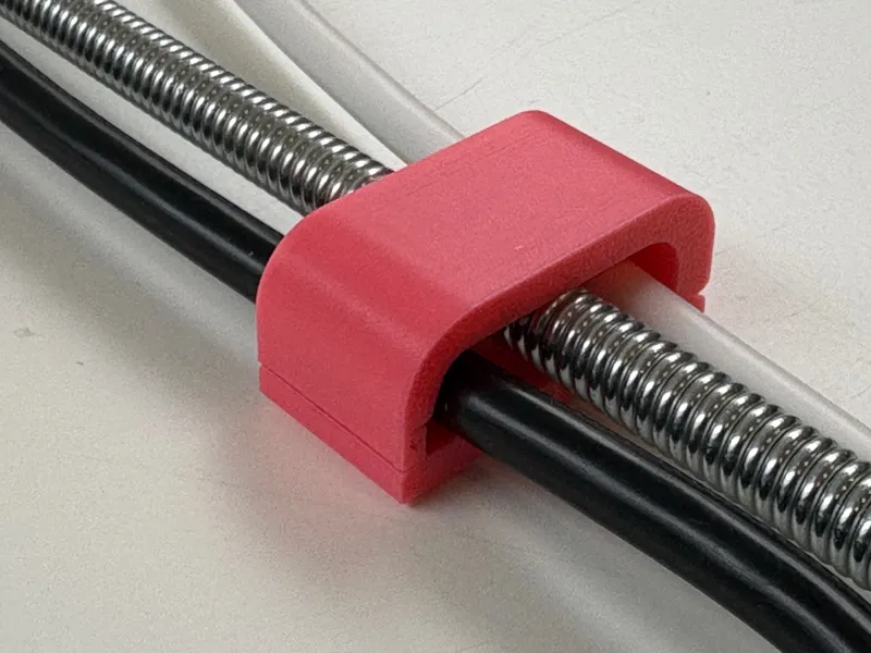Cable Organizer for Thick Cables (10 mm)