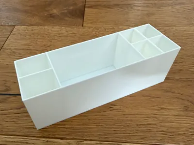 multi-compartment organizer for small stationaries
