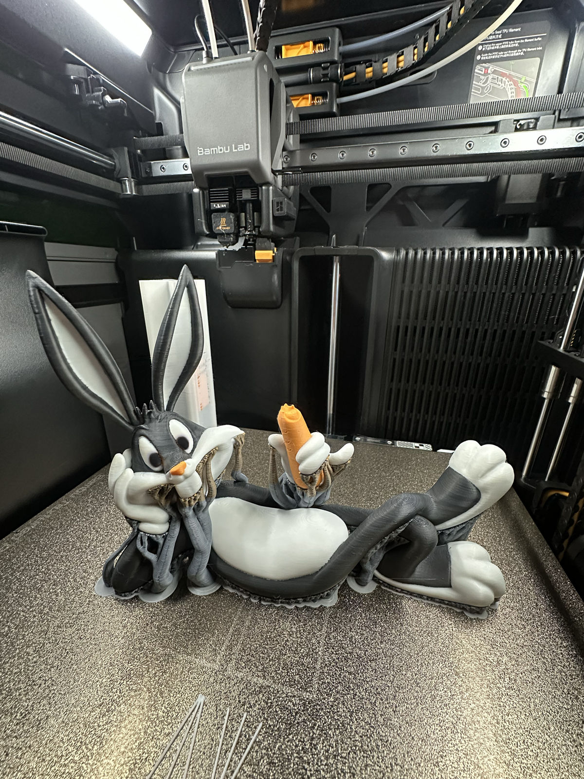 3Dプリント バックス・バニー - 無料3Dモデル -MakerWorld
