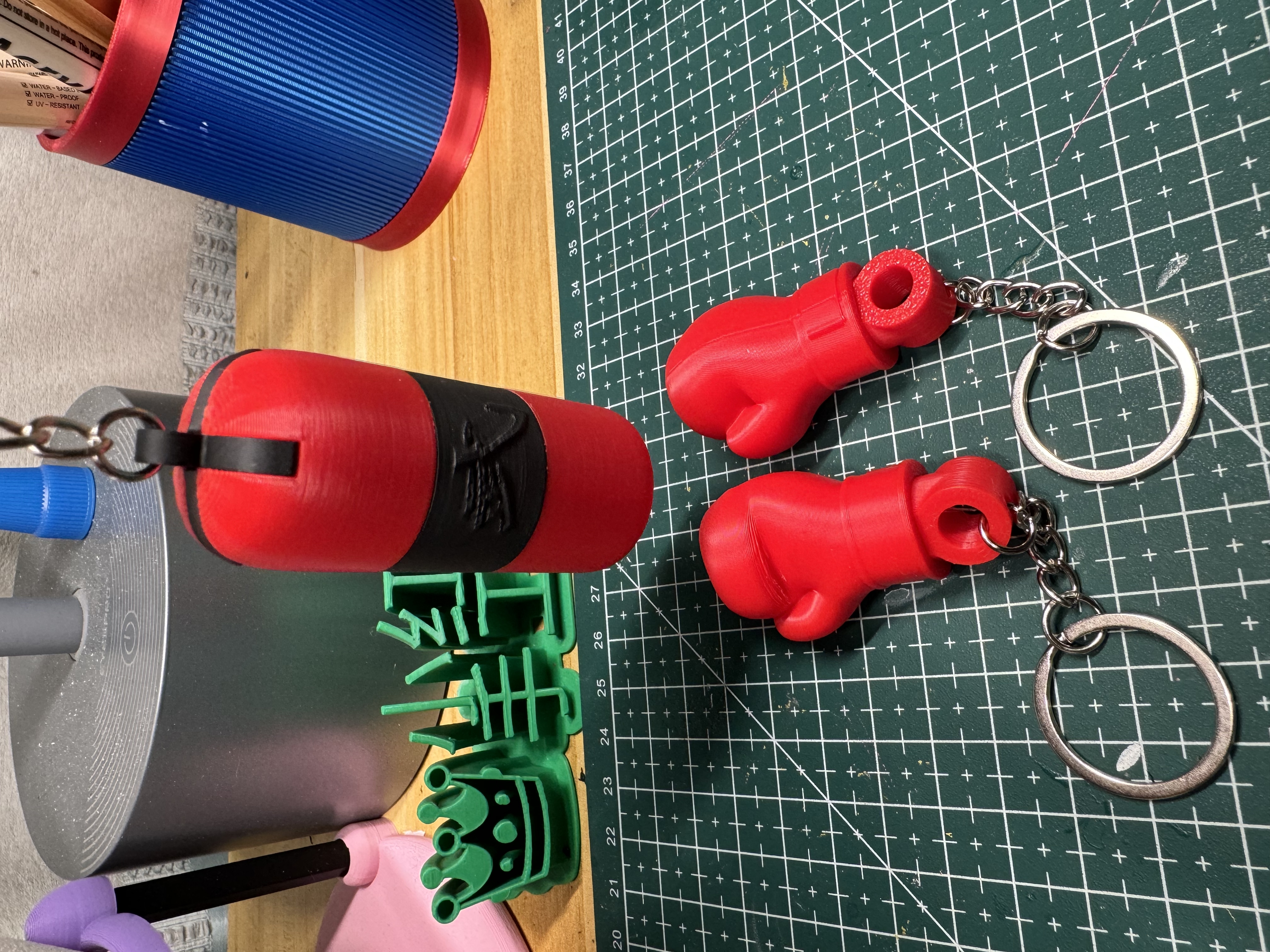 Miniatura 4 do modelo 3D 指尖拳击挂件
