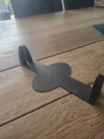Bigger base/Longer arms