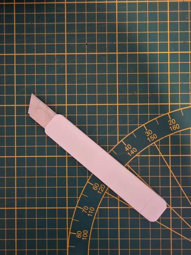Minimalist Box Cutter - f.E - Free 3D Print Model - MakerWorld