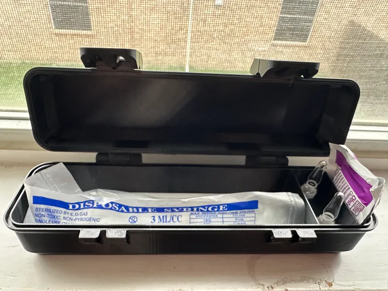 Dual Ampule Injection Travel Kit Box