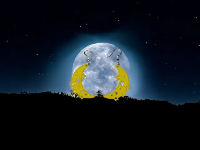 Moon and stars V2 earrings