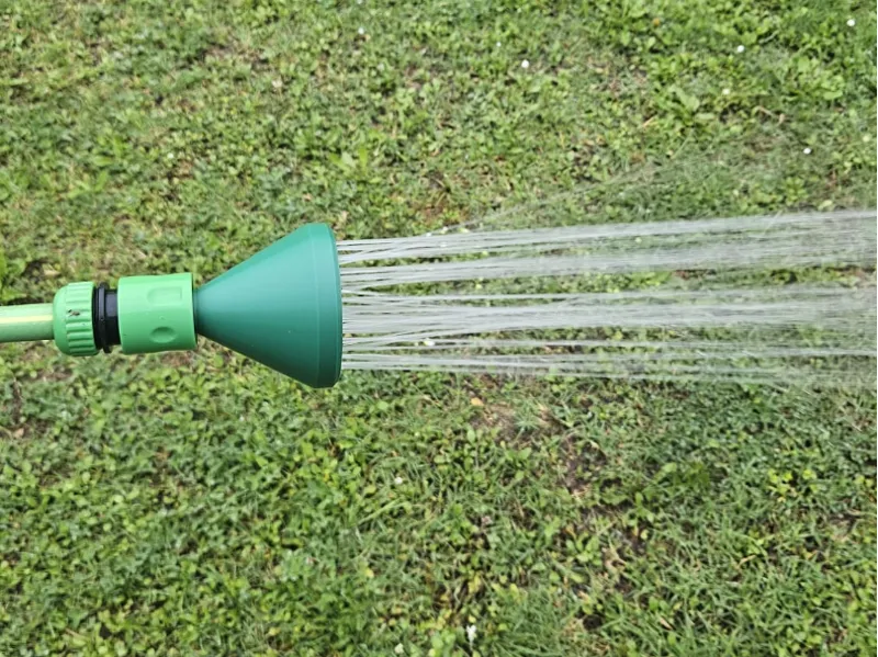 Spruzzino irrigazione Largo e Delicato Gardena