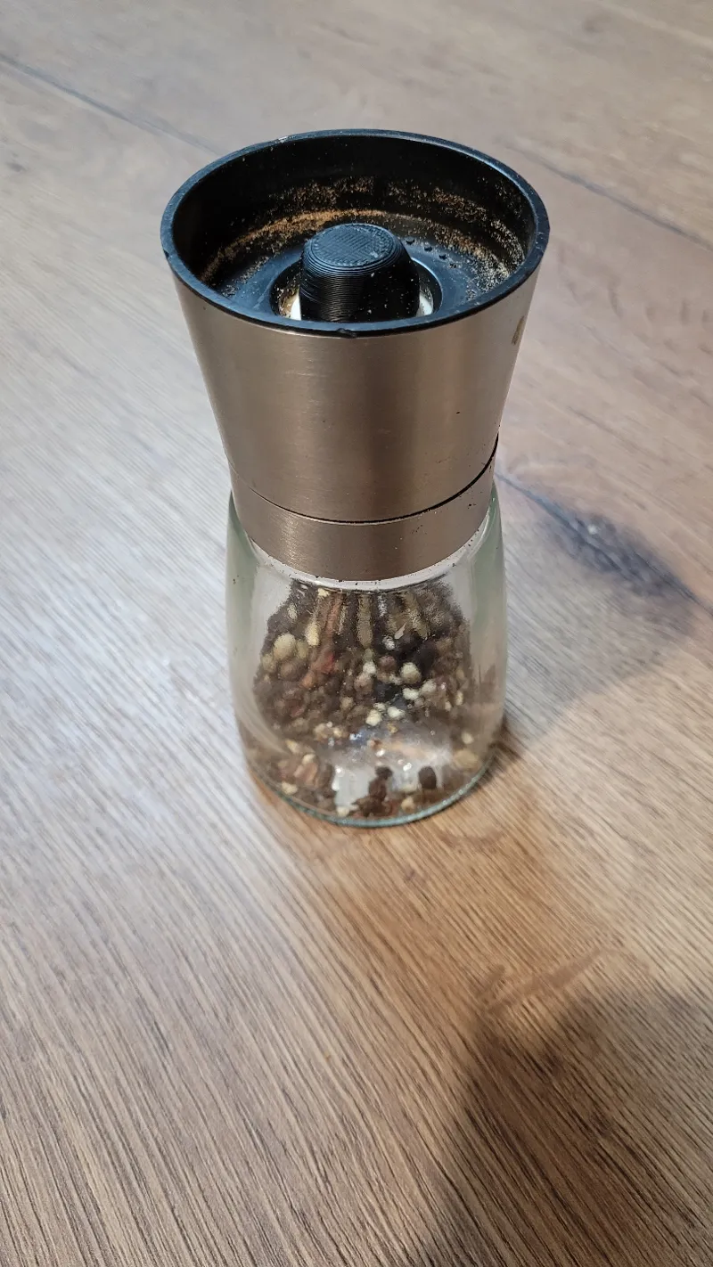 Salt / Pepper mill grinder replacement nut 