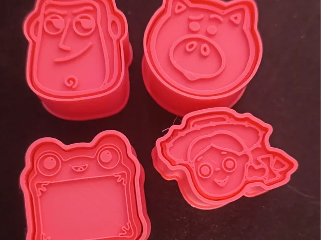 4 ejetor mold for brigadeiros- Toy Story