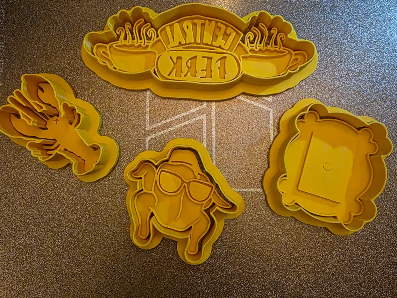 Friends cookie cutter set