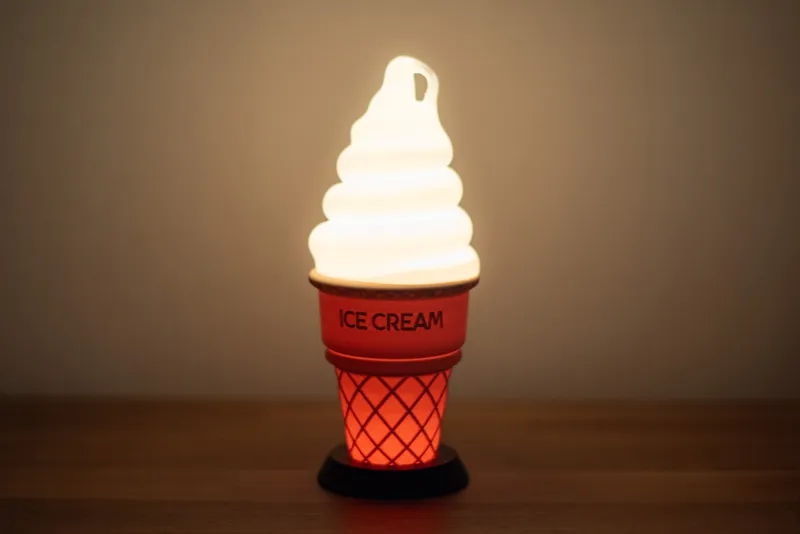 Ice cream Light