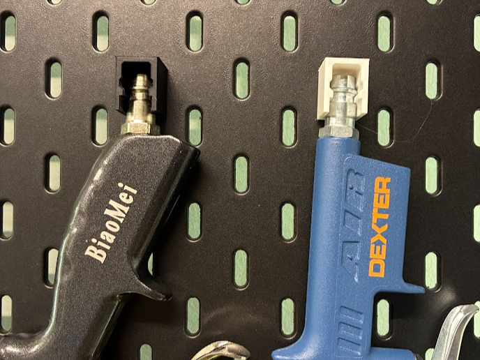 Support outils pneumatique sur Ikea Skadis