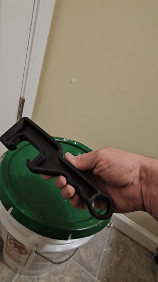Bucket Opener