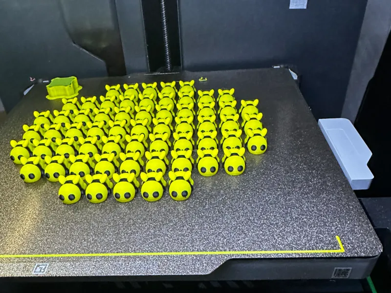 Articulating Baby Bee