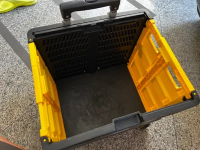 Folding shopping cart