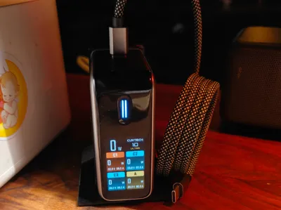 V2 Coolpad 10 Ultra Vertical Charging Dock PETG