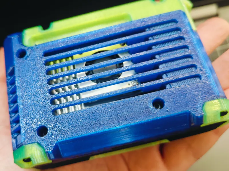 Raspberry Pi 5 Case (Official fan compatible)