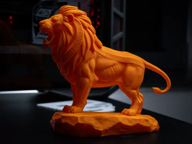A roaring lion to scale