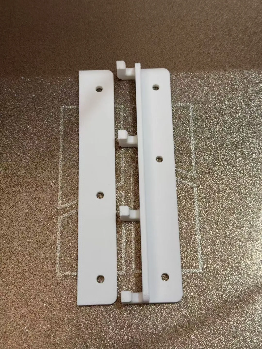 Miniatura 2 do modelo 3D 硬盘固定器 - 宜家洞洞板配件