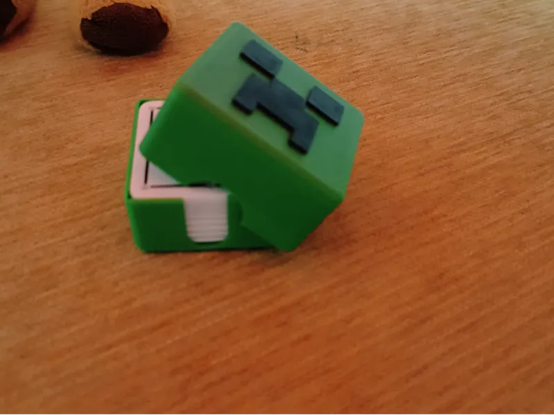 Caja de Minecraft pequeña.