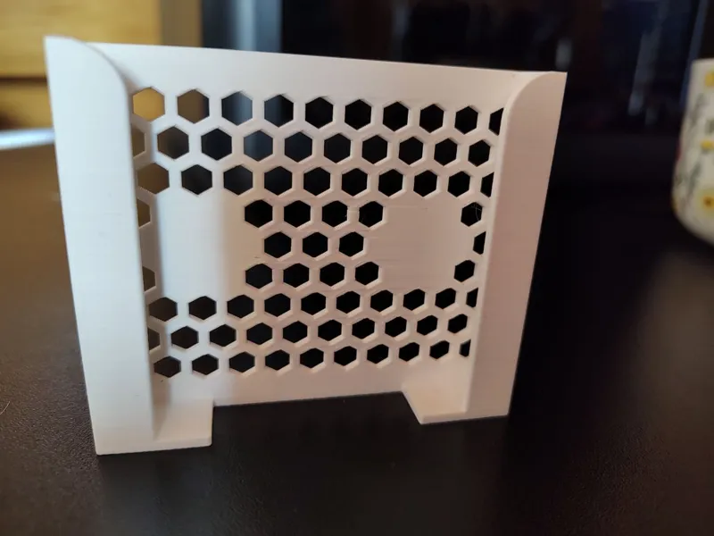 Skadis Phone Holder Moto G9  Edge 30 Pro  Pixel 8