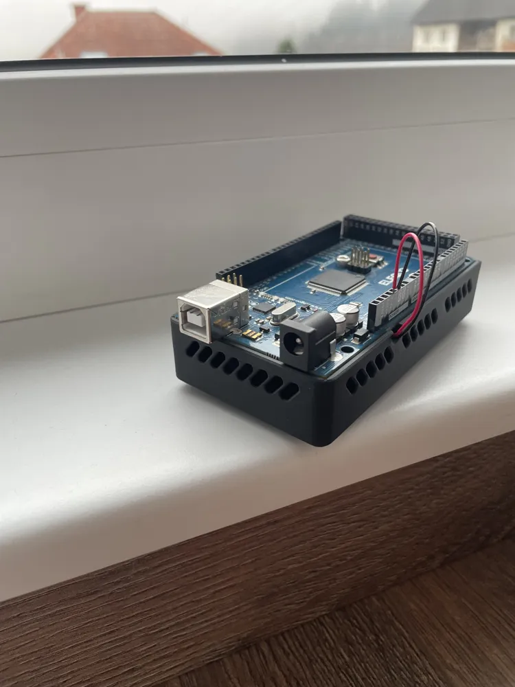 Arduino_Case_with_aktiv_air_cooling by Lukas.Petschenig MakerWorld ...