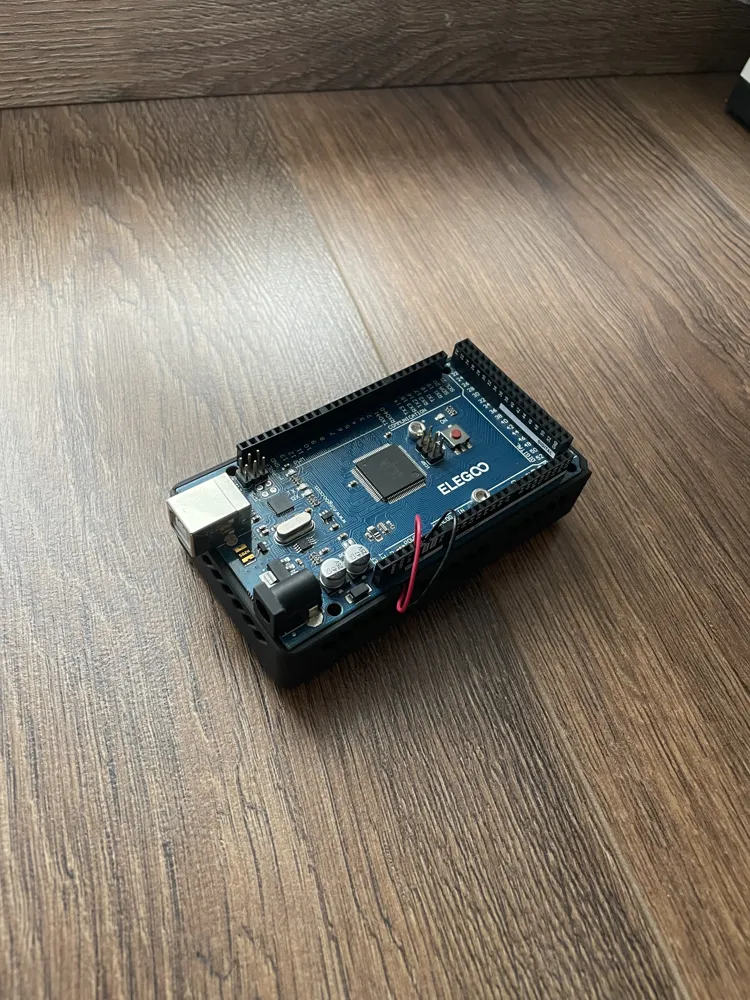 Arduino_Case_with_aktiv_air_cooling by Lukas.Petschenig MakerWorld ...