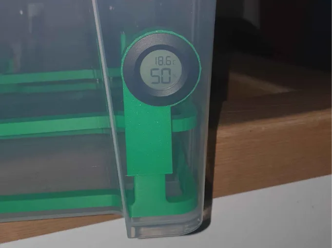 round hygrometer holder for samla dry box