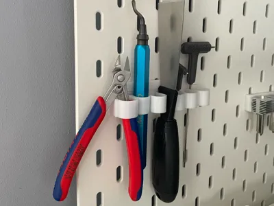 universal quick relase skadis tool holder