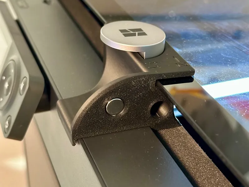 Sturdy Glass Lifter for X1/P1 with magnet