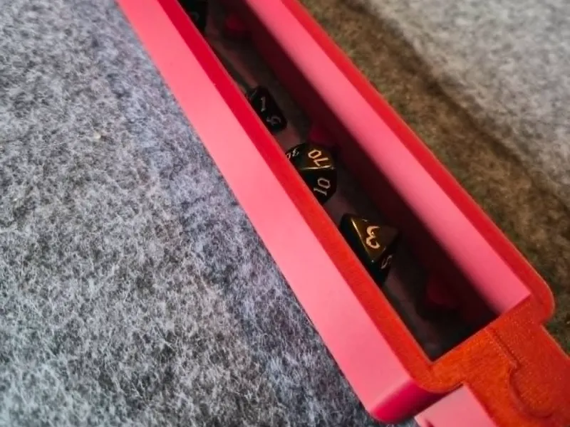 Minimalist Full Set Dice Mold Housing