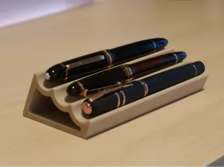 Pen Holder