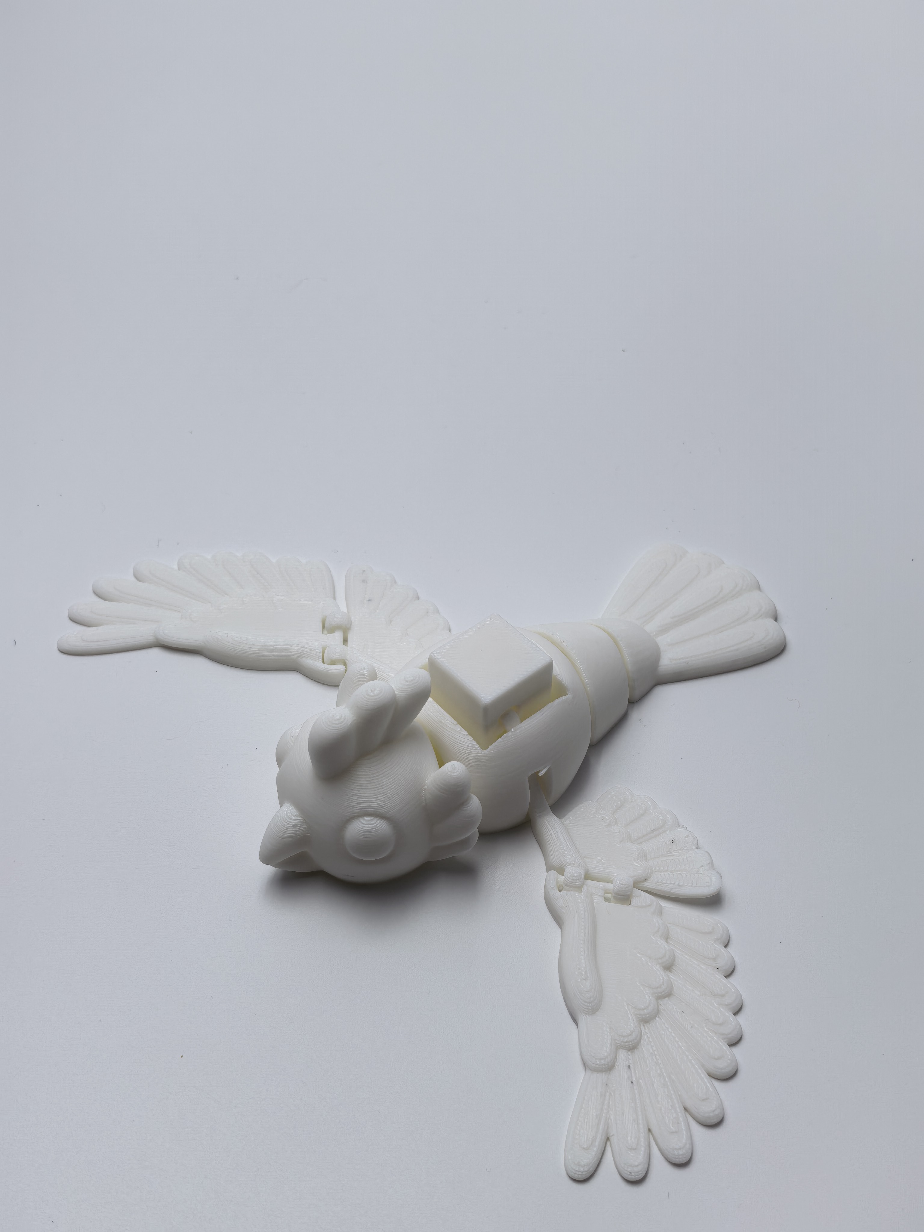 Miniatura 1 do modelo 3D 翅膀按压可动小肥鸟，无需支撑