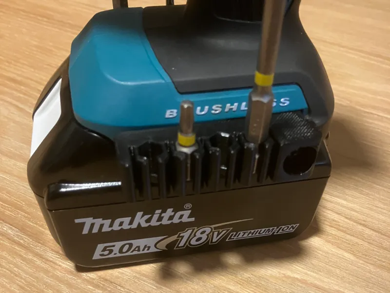 Makita Bid holder