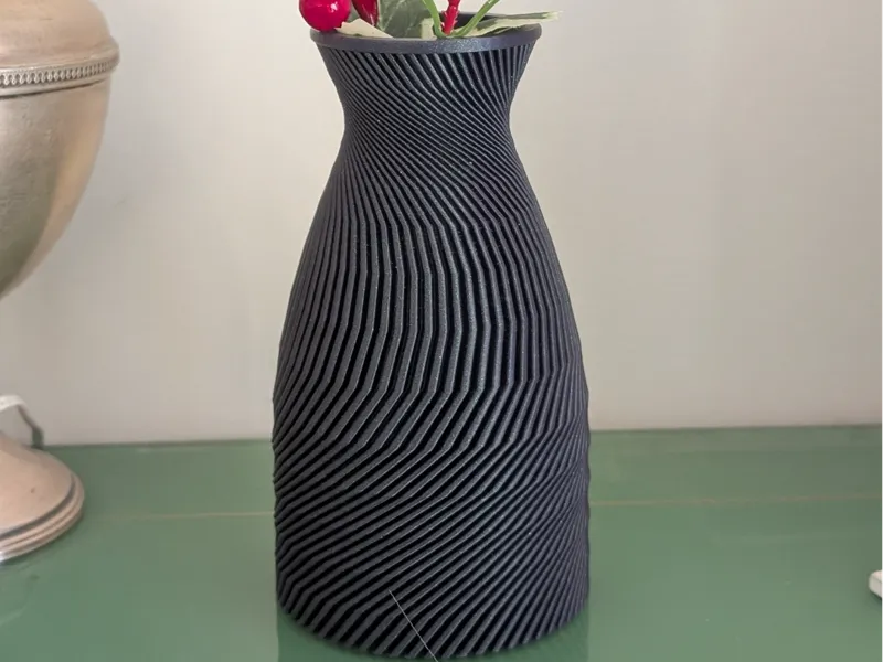 Vaso design spiralato