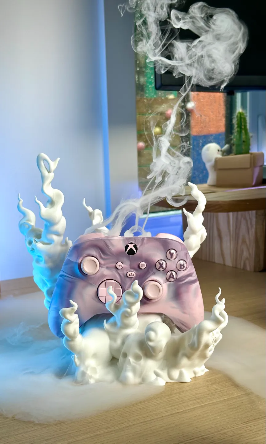 Spooky Controller Stand view 3